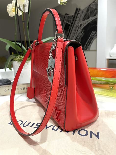 Louis Vuitton Epi Leather Cluny MM 